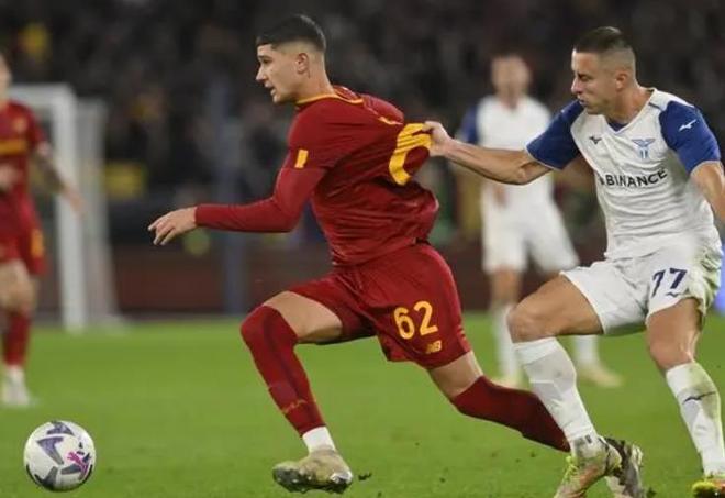 爱游戏欢迎页最后时刻欧联传出新动向；不来梅官宣签约；高层表态：令人意外；资深球员宣示担当的简单介绍