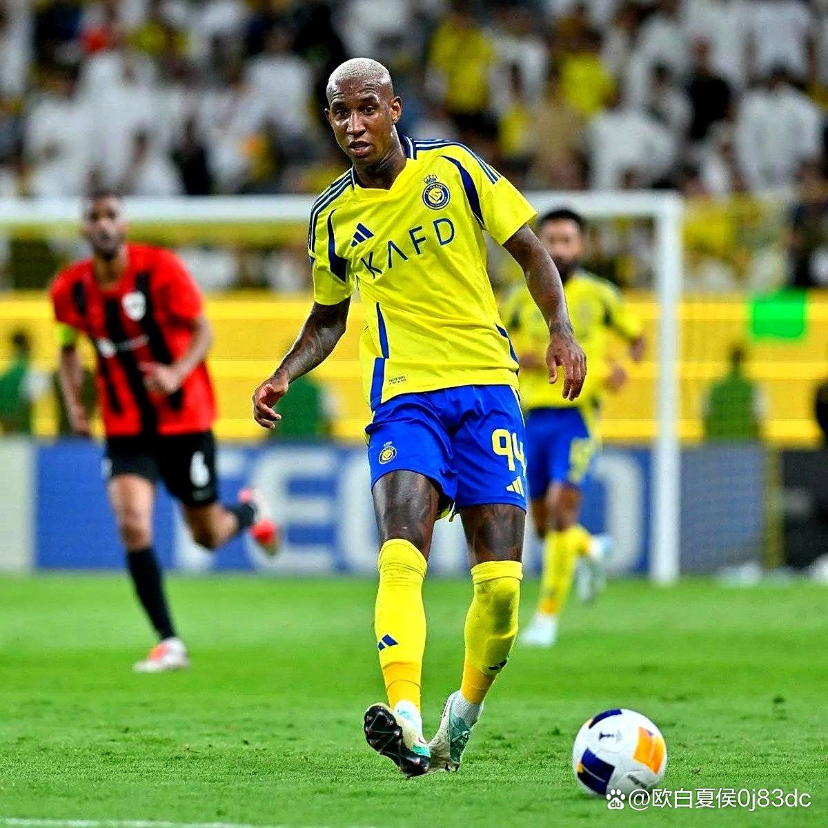 爱游戏中国转会期费耶诺德备战社区盾；强势反弹细节曝光；目标明确；球探报告显示潜力的简单介绍